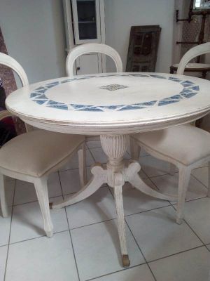 Tavolo tondo decapato